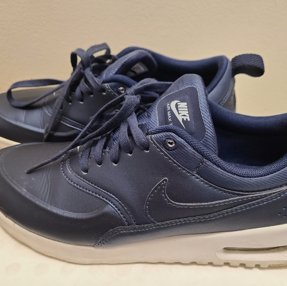 Nike shoes